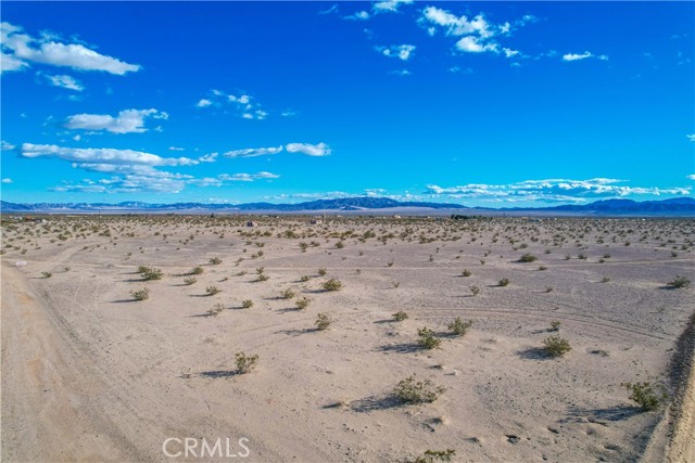 10 Naborly Road, Twentynine Palms, California 92277, ,Land,For Sale,10 Naborly Road,CRJT23131178