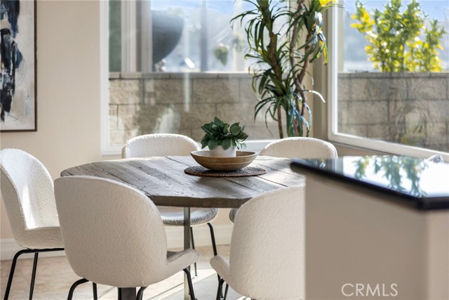 Detail Gallery Image 14 of 44 For 6230 Napoli Ct, Long Beach,  CA 90803 - 4 Beds | 4 Baths