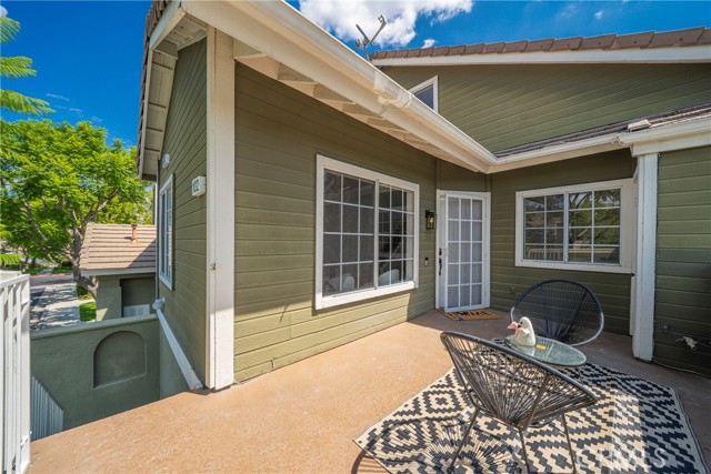 16501 Dundee Court, La Mirada CA: https://media.crmls.org/medias/221bbbf4-cb80-4ed7-84a8-f935c7de8448.jpg