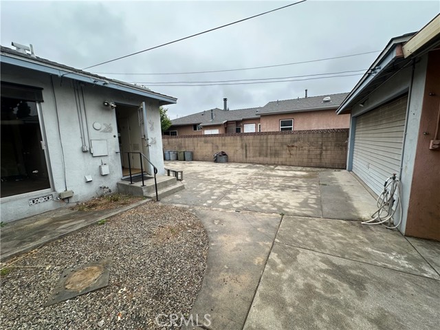 Image 22 of 34 For 863 Vanhorn Avenue