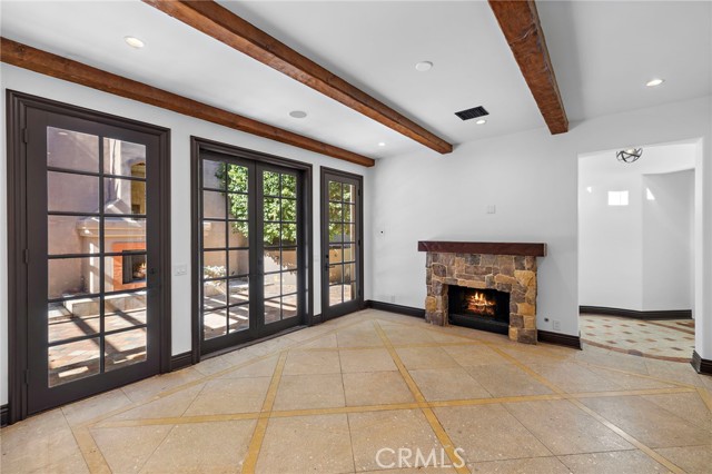 Detail Gallery Image 15 of 74 For 1316 Beverly Grove Pl, Beverly Hills,  CA 90210 - 5 Beds | 7/2 Baths