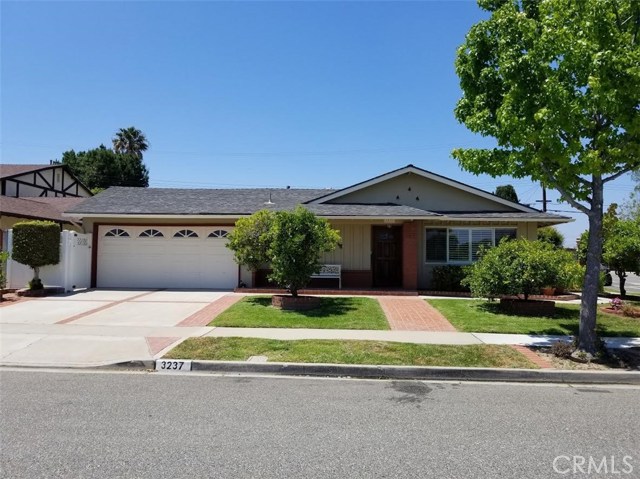 3237 Idaho Pl, Costa Mesa, CA 92626