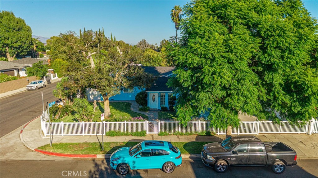 221D564E C9Bf 4Bf3 B413 0466Da1E0090 14156 Califa, Sherman Oaks, Ca 91401 &Lt;Span Style='BackgroundColor:transparent;Padding:0Px;'&Gt; &Lt;Small&Gt; &Lt;I&Gt; &Lt;/I&Gt; &Lt;/Small&Gt;&Lt;/Span&Gt;