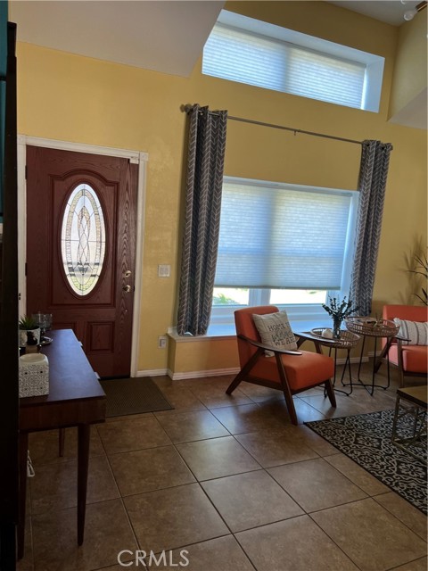 Detail Gallery Image 3 of 25 For 7855 Lime Ave, Fontana,  CA 92336 - 3 Beds | 2/1 Baths