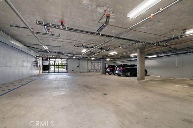 Detail Gallery Image 26 of 33 For 822 S Plymouth #4,  Los Angeles,  CA 90005 - 4 Beds | 3/1 Baths