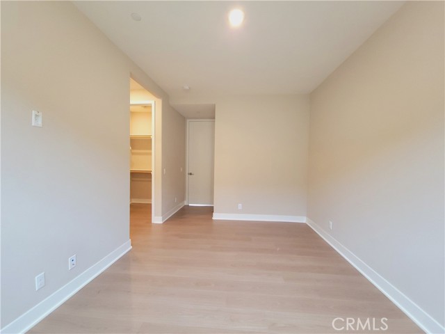 66 Swift, Irvine CA: https://media.crmls.org/medias/221fa393-ea16-4e84-8d7d-588cb66f6b8c.jpg