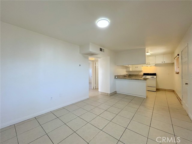 Detail Gallery Image 5 of 18 For 2778 Conejo Dr, San Bernardino,  CA 92404 - 2 Beds | 1 Baths