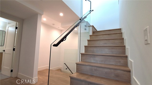 4036 Rosemont Avenue, Montrose CA: https://media.crmls.org/medias/222138e3-4c63-44fc-8d36-5fd2e11d4857.jpg