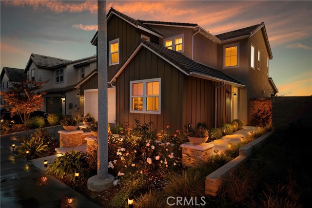 Front Image Thumbnail for CROC25273672