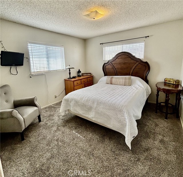 Detail Gallery Image 5 of 14 For 1121 W Mayberry Ave, Hemet,  CA 92543 - 2 Beds | 2 Baths