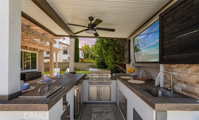 2965 Bluegrass Lane, Fullerton CA: https://media.crmls.org/medias/22218b80-c370-4495-afeb-01d848e35026.jpg