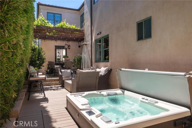 Image 36 of 75 For 1001 4th  