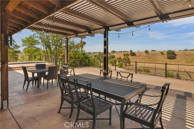 4525 Buena Vista Drive, Paso Robles CA: https://media.crmls.org/medias/222342fa-cfcf-4615-a6e0-14d17c88cf05.jpg