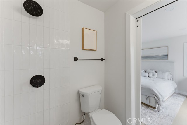 Detail Gallery Image 35 of 42 For 2010 Golden, Long Beach,  CA 90806 - 3 Beds | 2 Baths