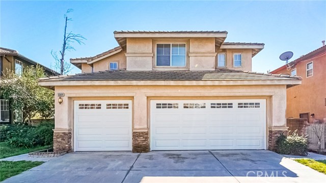 5569 Hunt Club Dr, Fontana, CA 92336