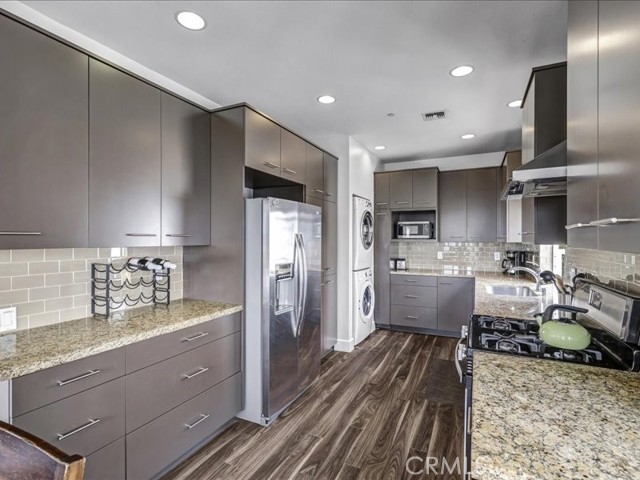 3405 S El Camino Real, San Clemente CA: https://media.crmls.org/medias/222649c8-4cc9-4f6f-aae3-4bf76de15c23.jpg