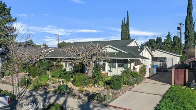 Detail Gallery Image 3 of 25 For 9950 Delco, Chatsworth,  CA 91311 - 4 Beds | 2 Baths