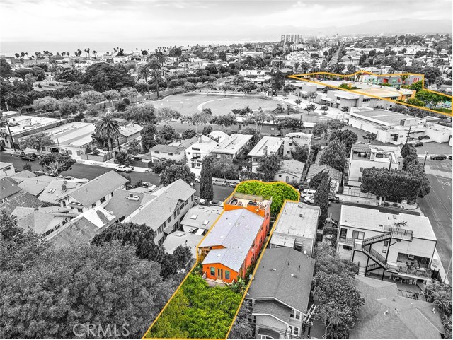 Detail Gallery Image 2 of 41 For 241 Horizon Ave, Venice,  CA 90291 - – Beds | – Baths