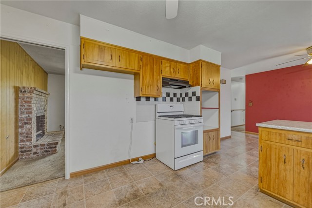 Image 25 of 46 For 8136 Walnut Avenue