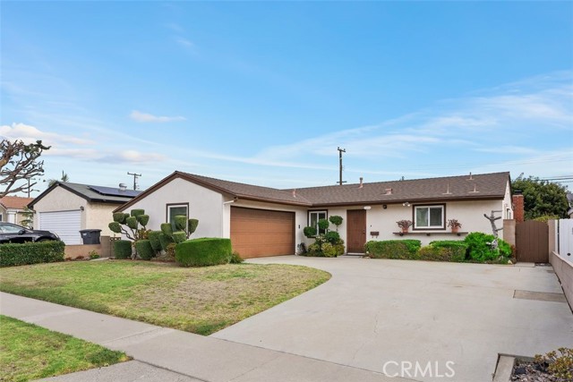 Detail Gallery Image 2 of 34 For 10050 Holder St, Buena Park,  CA 90620 - 3 Beds | 1/1 Baths