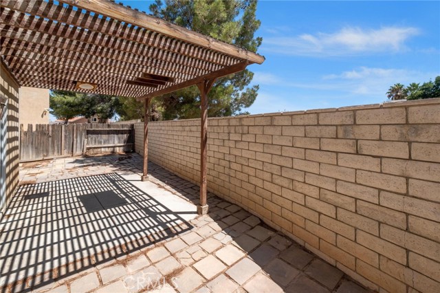 Detail Gallery Image 20 of 21 For 14677 Foothill Rd, Victorville,  CA 92394 - 3 Beds | 2/1 Baths