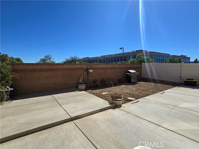 Detail Gallery Image 9 of 39 For 912 Anser Ln, Beaumont,  CA 92223 - 4 Beds | 2/1 Baths