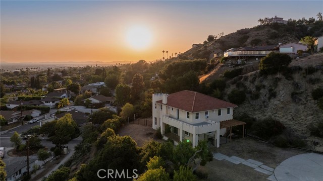 1220 E Providencia Avenue, Burbank CA: https://media.crmls.org/medias/2229b622-f561-4eb5-ab77-2572af6a6a91.jpg