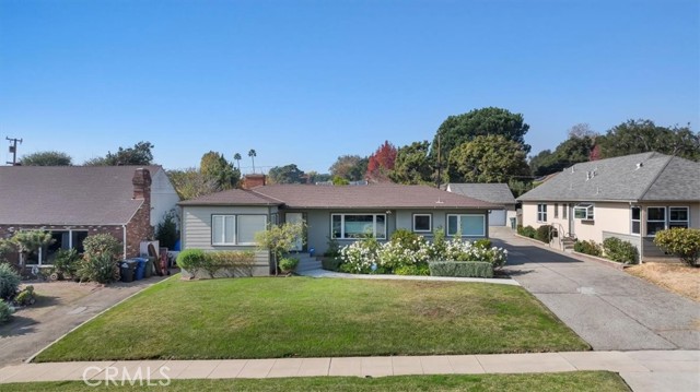 Detail Gallery Image 1 of 37 For 1745 Grand Oaks Ave, Altadena,  CA 91001 - 3 Beds | 2 Baths