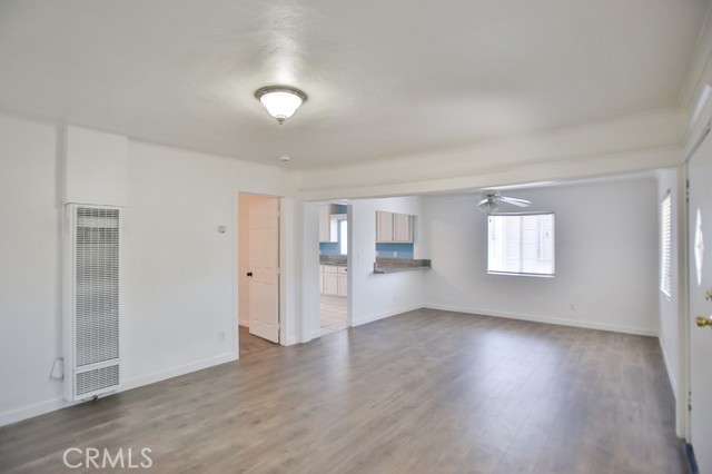 531 W 61st Street, Los Angeles CA: https://media.crmls.org/medias/222a5437-46e2-4400-a3b6-d89d219be9b3.jpg
