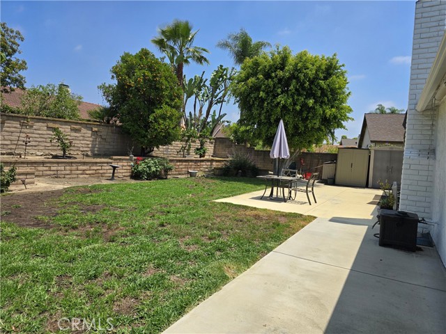23872 Via La Coruna, Mission Viejo CA: https://media.crmls.org/medias/222a5a31-00e0-472d-b0ae-b836e671defc.jpg