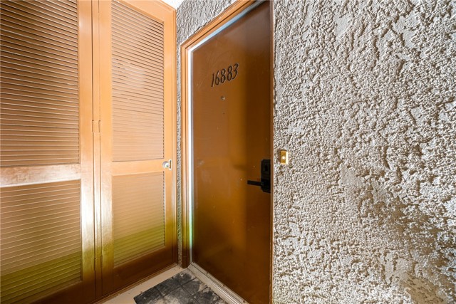 Detail Gallery Image 33 of 69 For 16883 Bluewater Ln #27,  Huntington Beach,  CA 92649 - 1 Beds | 1 Baths