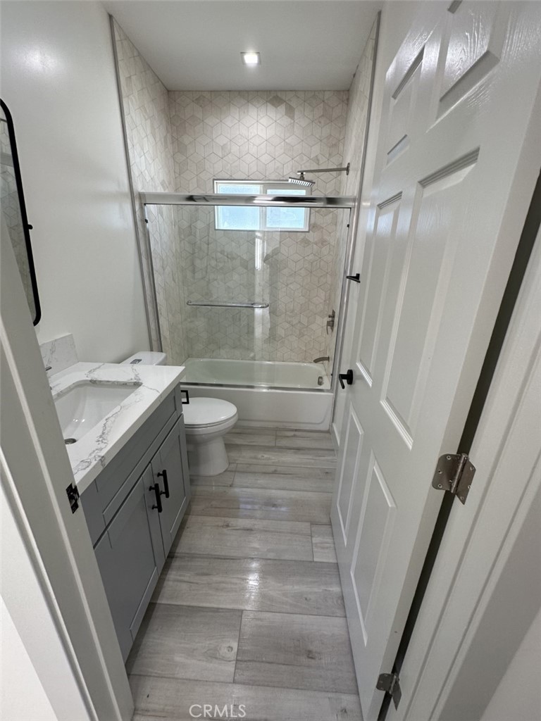 MLS #SR25231341 image #8