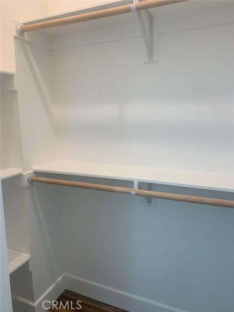 Detail Gallery Image 12 of 17 For 16507 San Fernando Mission Bld, Granada Hills,  CA 91344 - 2 Beds | 2/1 Baths