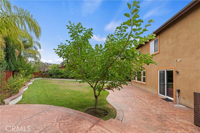 16183 Village Meadow Drive, Riverside CA: https://media.crmls.org/medias/222cfad2-6b8a-469b-8e1a-92aa03c34457.jpg