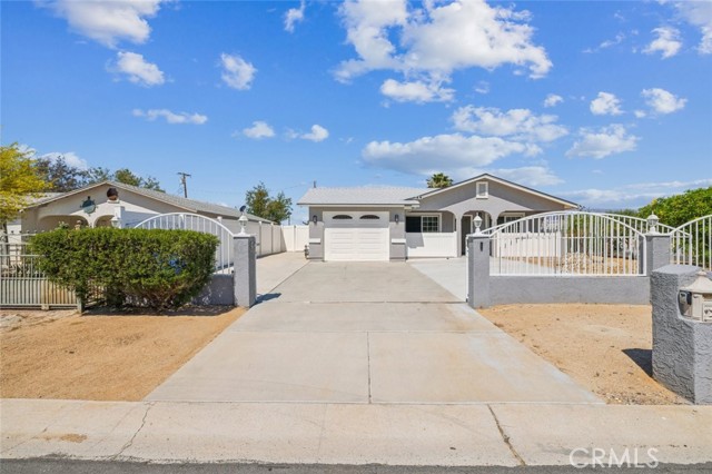 Detail Gallery Image 4 of 30 For 15025 Avenida Ramada, Desert Hot Springs,  CA 92240 - 3 Beds | 2/1 Baths