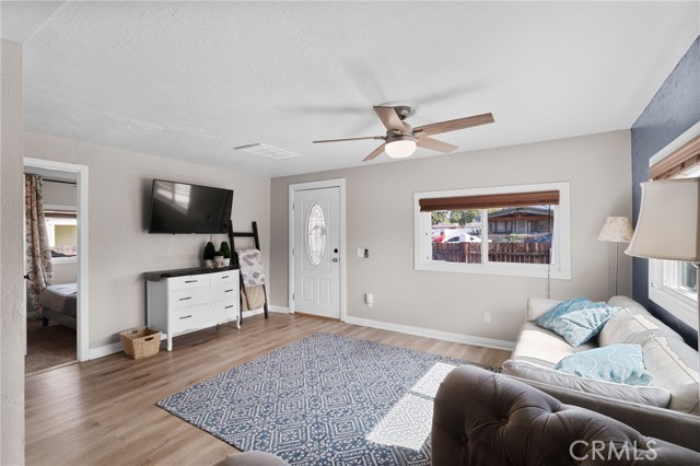 Detail Gallery Image 11 of 44 For 903 Webster, Redlands,  CA 92374 - 4 Beds | 2/1 Baths