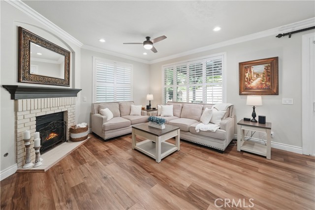 Detail Gallery Image 14 of 55 For 27718 Heartwood Ct, Valencia,  CA 91354 - 3 Beds | 3 Baths