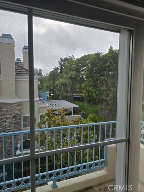 11 Chandon, Newport Coast CA: https://media.crmls.org/medias/222e9fc0-f62f-4225-9e4c-c29a81e08cba.jpg