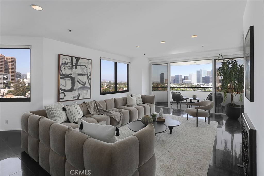 10560 Wilshire Boulevard #906