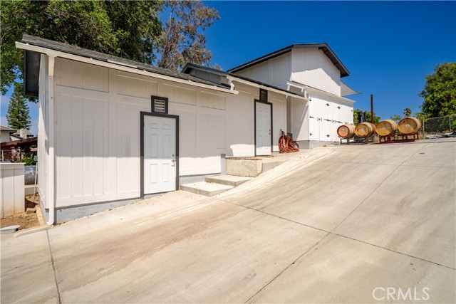 34150 Pauba Road, Temecula CA: https://media.crmls.org/medias/222eb333-c739-4f33-8b15-86dd3b9536ad.jpg