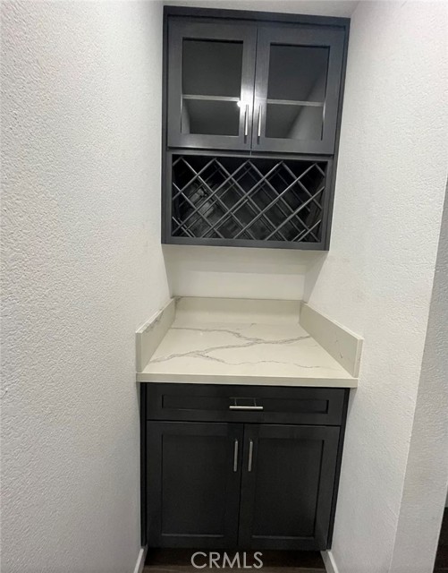 Detail Gallery Image 5 of 9 For 1110 Leland Way #B,  Burbank,  CA 91504 - 2 Beds | 1 Baths