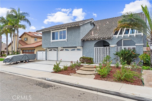 Detail Gallery Image 3 of 43 For 8740 Hudson River Cir, Fountain Valley,  CA 92708 - 5 Beds | 2/1 Baths