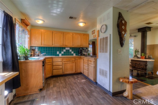 Detail Gallery Image 6 of 47 For 1194 Lumpkin Rd, Feather Falls,  CA 95966 - 2 Beds | 2 Baths