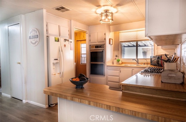 Detail Gallery Image 15 of 32 For 626 N Dearborn #61 #61,  Redlands,  CA 92374 - 2 Beds | 2 Baths