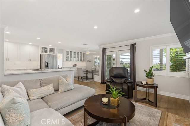 Detail Gallery Image 9 of 51 For 25071 Cheshire, Mission Viejo,  CA 92692 - 4 Beds | 3 Baths