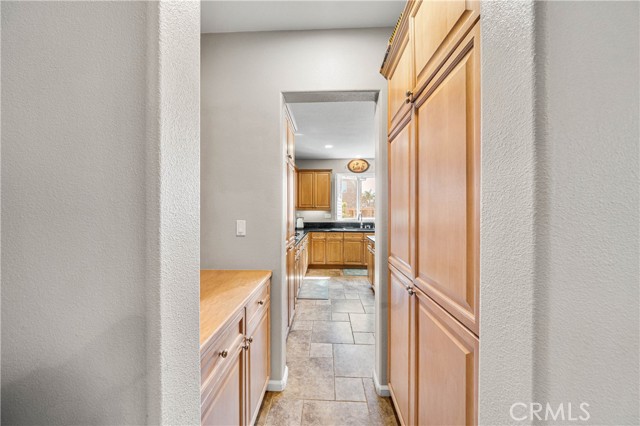 Detail Gallery Image 5 of 38 For 31923 Corte De Pinos, Winchester,  CA 92596 - 4 Beds | 3/1 Baths