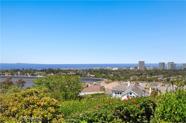 Detail Gallery Image 31 of 34 For 31 Carmel Bay Dr, Corona Del Mar,  CA 92625 - 4 Beds | 2/1 Baths