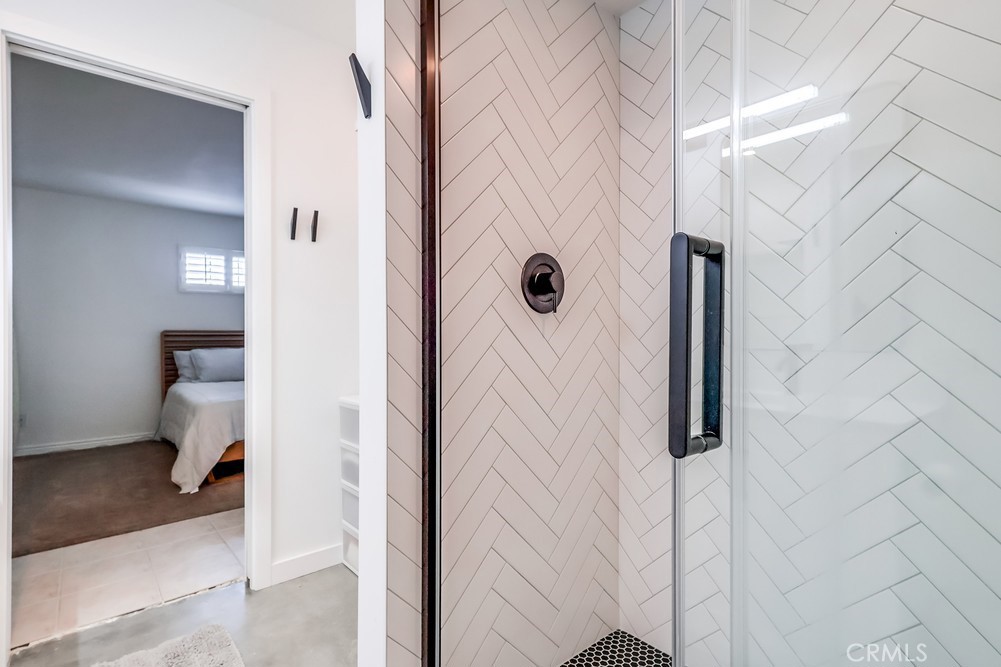 MLS #OC25254424 image #31