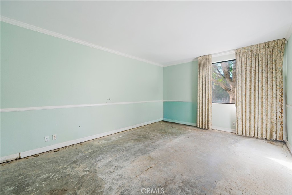 MLS #OC25244948 image #11