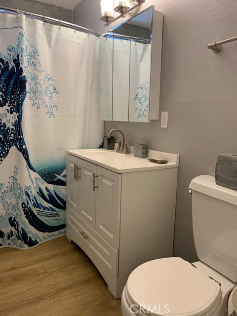 Detail Gallery Image 14 of 16 For 657 W Valley, Big Bear City,  CA 92314 - 2 Beds | 1/1 Baths